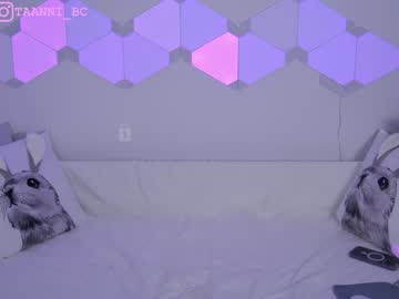 webcam girl taanni_bc live cam image #5183238