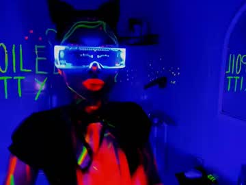 webcam girl spoiled_kittty live cam image #12321265