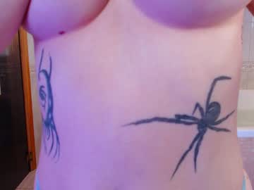 webcam girl ella_knockers_xl live cam image #9198274
