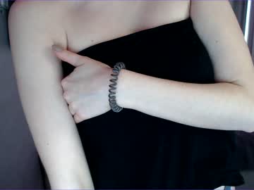 webcam girl tripleprinces live cam image #7139956