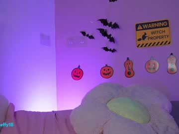 webcam girl little_effy18_ live cam image #10835023