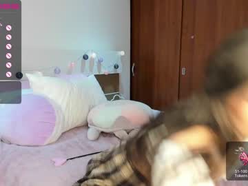 webcam girl gabrielaa_18 live cam image #5811394