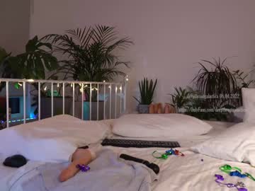 webcam girl _deepthroatgalactica live cam image #2089773