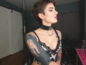 webcam girl aynmarie live cam image #7720326