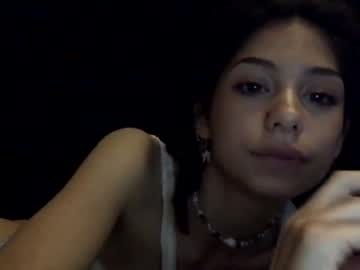 webcam girl cerisexo live cam image #3518881