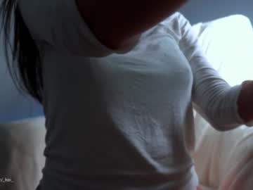 webcam girl flirty_things live cam image #1220888
