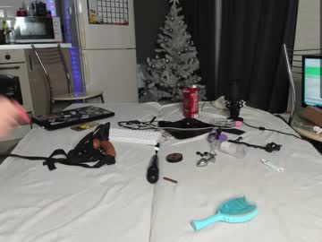 webcam girl little_angell_ live cam image #8429966