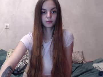 webcam couple urhotvikki live cam image #4080434