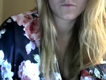 webcam girl sexynerd_gal live cam image #5983547