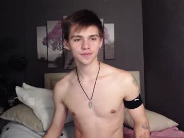 webcam man aristarkh_ live cam image #8203463