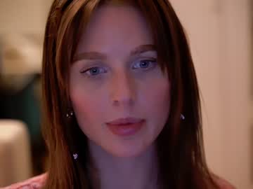 webcam girl ellaa91 live cam image #2271903