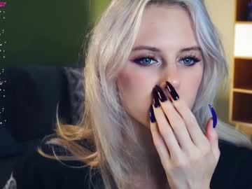 webcam girl audreycarvin live cam image #10289885