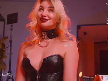 webcam girl bronnica live cam image #6625667
