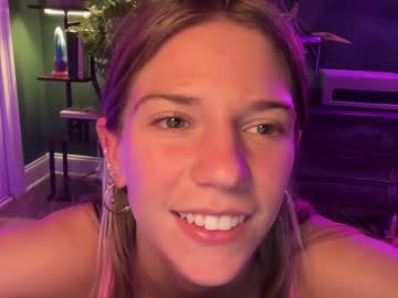 webcam girl oliviahansleyy live cam image #11119976