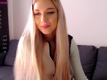 webcam girl pervyblonde live cam image #5441845