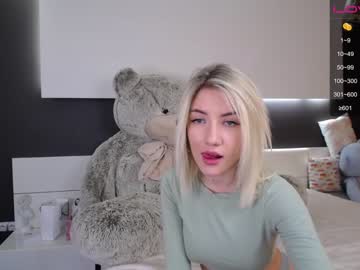 webcam girl ella__sweety live cam image #4390662