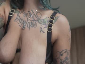 webcam girl tattoo_ninja_kitty live cam image #7603678