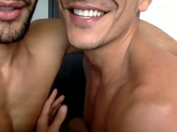 webcam man cutfit123 live cam image #614455