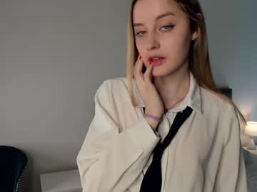 webcam girl maidabuoy live cam image #8991755
