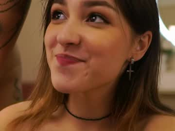 webcam girl chloe_catherine_mykers live cam image #3479402