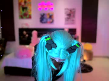 webcam girl madnessalise live cam image #8244126