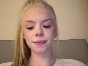 webcam girl sonyaplush live cam image #5294714