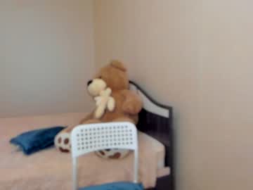 webcam girl yana_squrel_22 live cam image #1283395