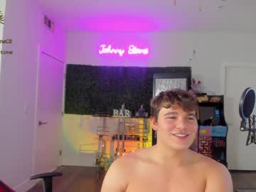 webcam man thejohnnystone live cam image #3259997