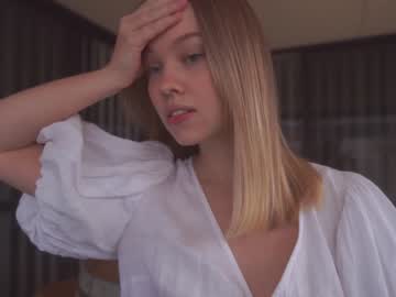 webcam girl bibi_it_is live cam image #5544474