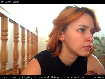 webcam girl ms_dira live cam image #12605860