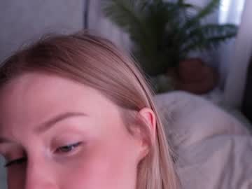 webcam girl seeunexttime live cam image #8705679