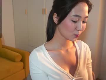 webcam girl seulbi live cam image #12207957