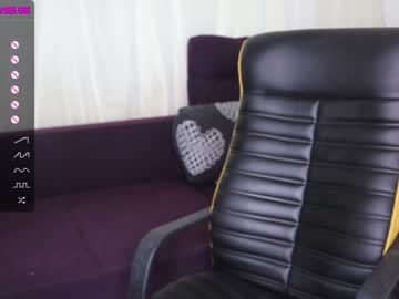 webcam girl fallen_angel_18 live cam image #95022