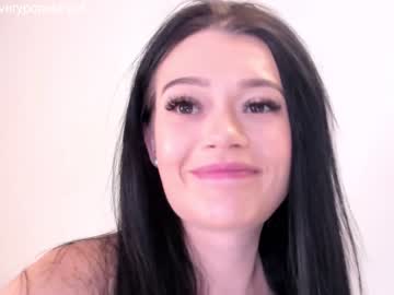 webcam girl lilyhotbrunette live cam image #4415662