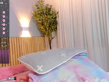 webcam girl little_effy18 live cam image #8391005