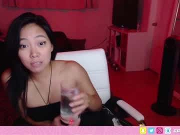 webcam girl avarosey live cam image #3796137
