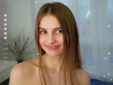 webcam girl fluffy_angel live cam image #10473580