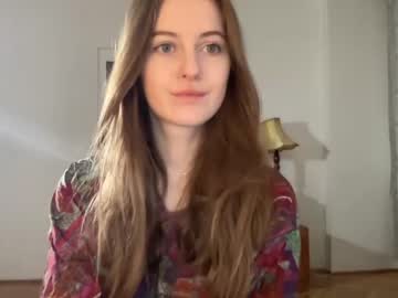 webcam girl classyandgirly live cam image #1454701
