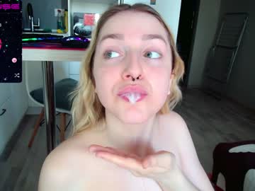 webcam couple kissallisse live cam image #2307563