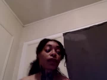 webcam girl creamyexotica live cam image #12310645