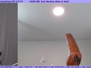 webcam girl wynfreya live cam image #8923789