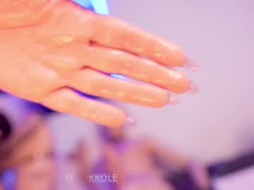 webcam girl kkole17 live cam image #9456117