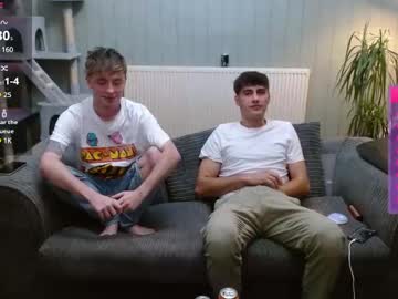 webcam man kyle_and_kam live cam image #10834024