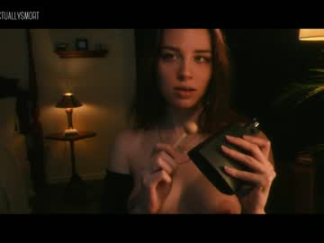 webcam girl cinnabelle live cam image #1266962