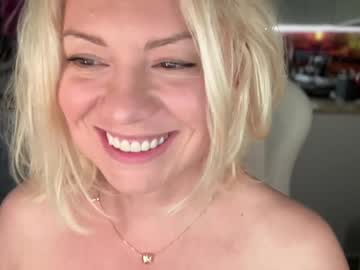 webcam girl kiradivine live cam image #9334814
