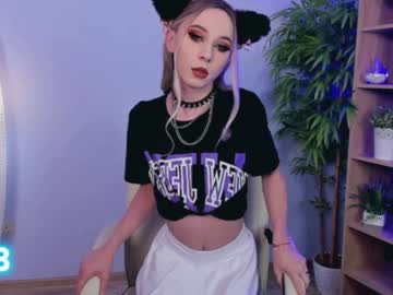 webcam tranny shiny__boy live cam image #10268368