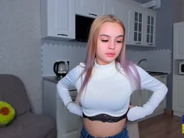 webcam girl your__voice live cam image #1841624
