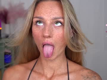 webcam girl artease live cam image #9981069