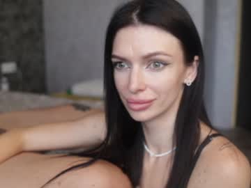 webcam couple alexa_alex_liepa live cam image #9900435