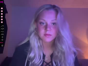 webcam couple prettypoliteladies live cam image #6591770